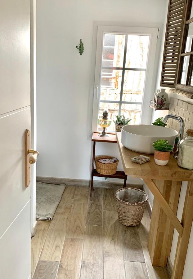 Maison Leontine Bernay  Eksteriør billede